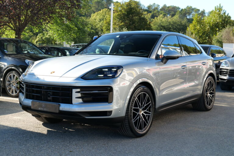PORSCHE CAYENNE COUPE 3.0 E-HYBRID 470 CH